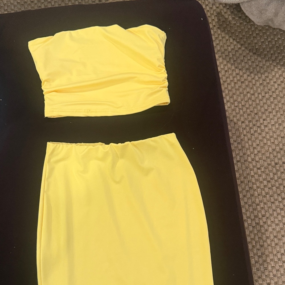 SHEIN Bright Yellow Strapless Two-Piece Set